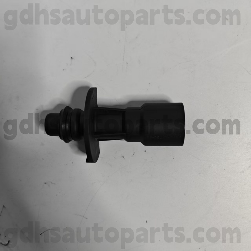 320221 Nissens vattenpumpslang för Range Rover Sport, Range Rover, Discovery, Range Rover Velar Oe nr. LR028136